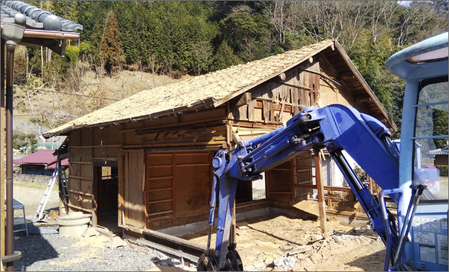 空き家の解体工事